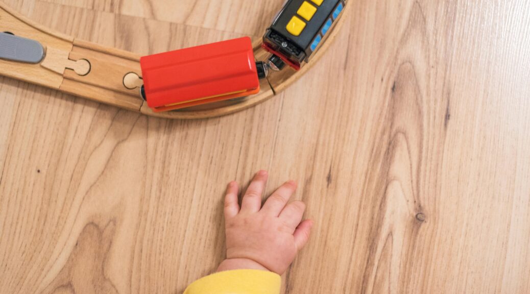 Zdjęcie do artykułu: Jak monitorować ruchy dziecka – praktyczne wskazówki