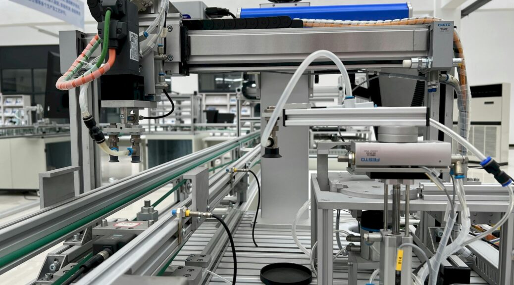 Zdjęcie do artykułu: Zautomatyzowane linie montażowe – jak je zaprojektować?